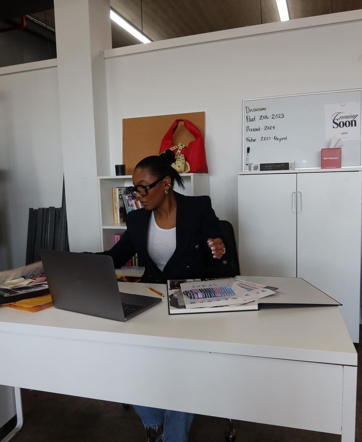 Influencer Marketing Agency in Nigeria - Night Angle Team.